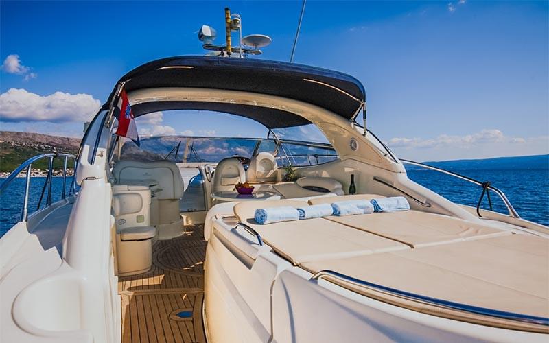 Book yachts online - motorboat - Cranchi 50 - TUKI U REMO - rent