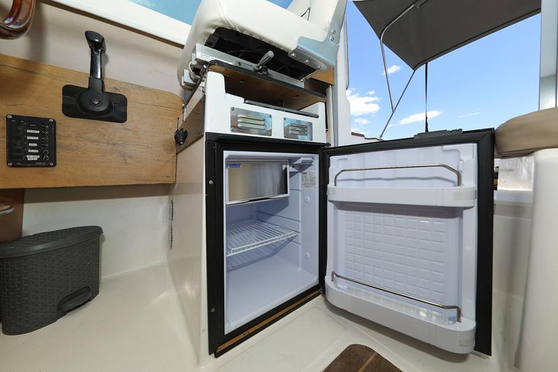 Book yachts online - motorboat - Ocqueteau Timonier 715 - Timonier 715 - rent