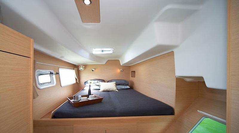 Book yachts online - catamaran - Lagoon 38 - SUNKISS - rent