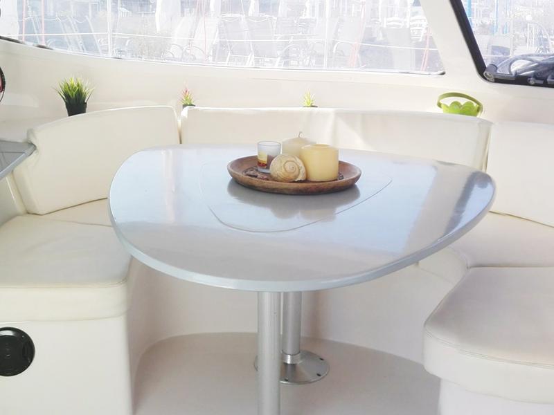Book yachts online - catamaran - Athena 38 - North Cat 1 - rent