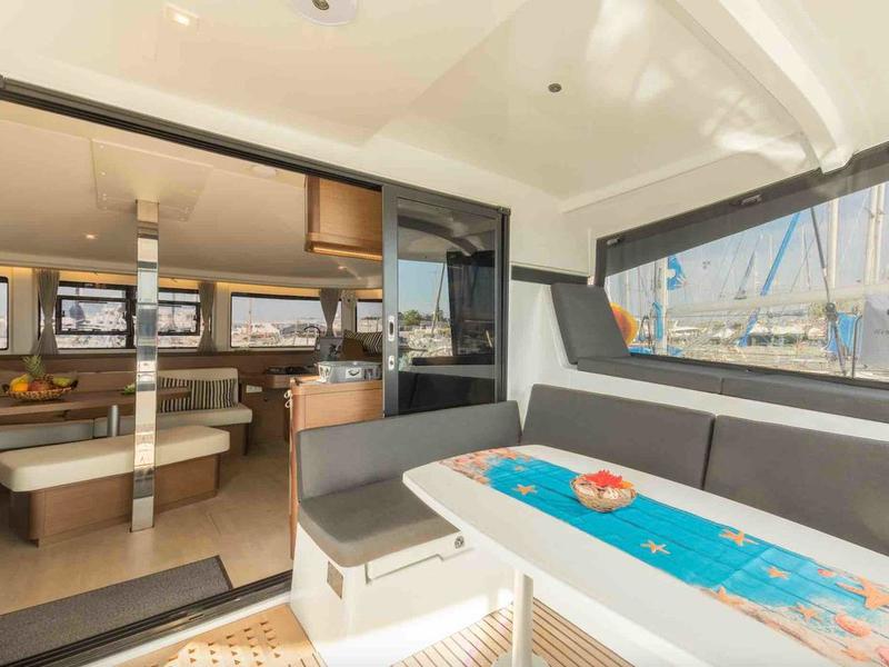 Book yachts online - catamaran - Lagoon 42 - A/C &amp; WM - Rosa Dei Venti - rent