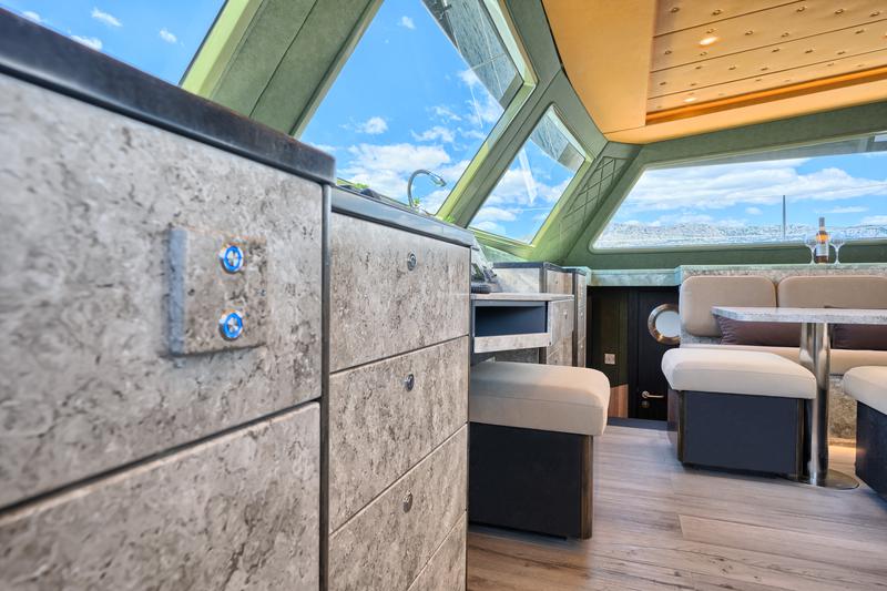 Book yachts online - catamaran - Luna 49 - Gold - rent