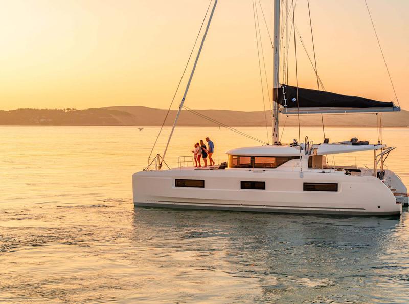 Book yachts online - catamaran - Lagoon 46 - Timothy - rent