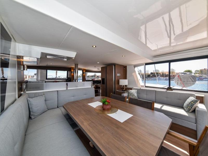 Book yachts online - catamaran - Bali 4.6 - Jako 1 - rent