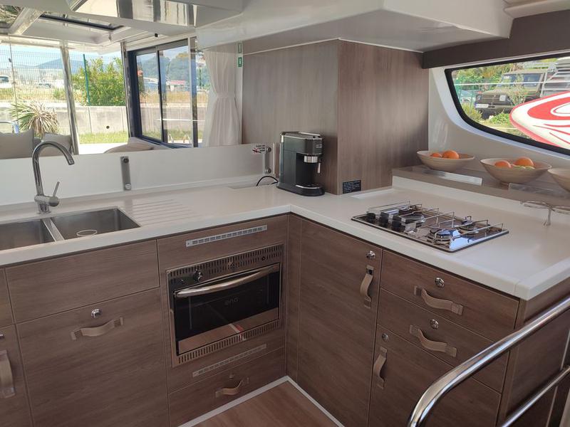 Book yachts online - catamaran - Bali 4.6 - Jako 2 - rent