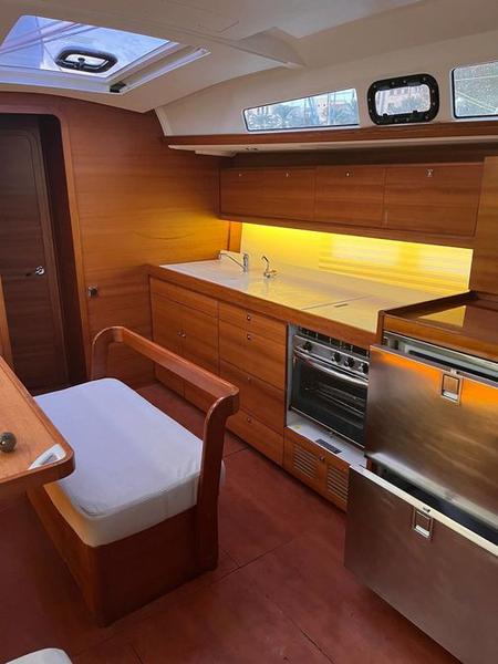 Book yachts online - sailboat - Dufour 460 Grand Large - Vera - rent