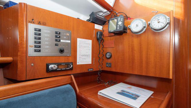 Book yachts online - sailboat - Beneteau Oceanis 343 - YAKUBU - rent