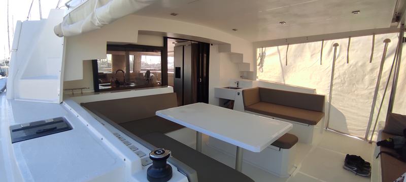 Book yachts online - catamaran - Bali 4.5 Open Space - Albert - rent
