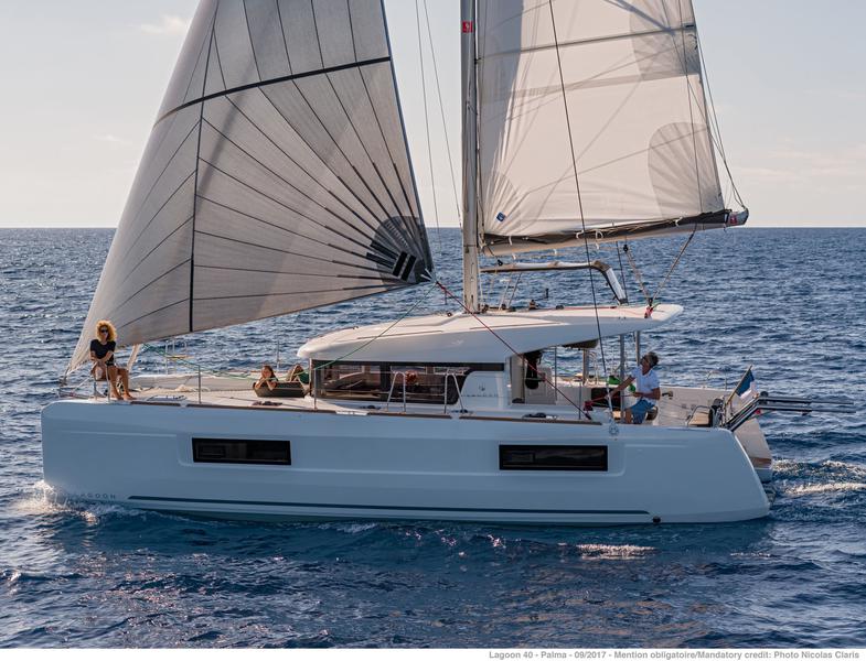 Book yachts online - catamaran - Lagoon 40 - Thor - rent