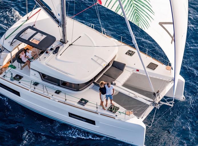 Book yachts online - catamaran - Lagoon 40 - Thor - rent