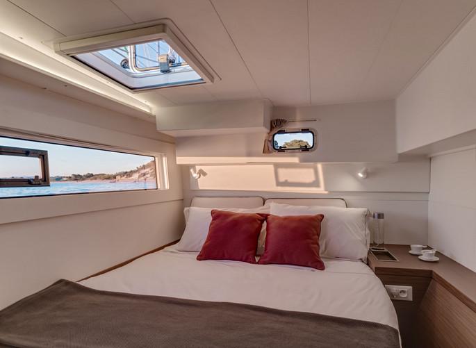 Book yachts online - catamaran - Lagoon 40 - Thor - rent