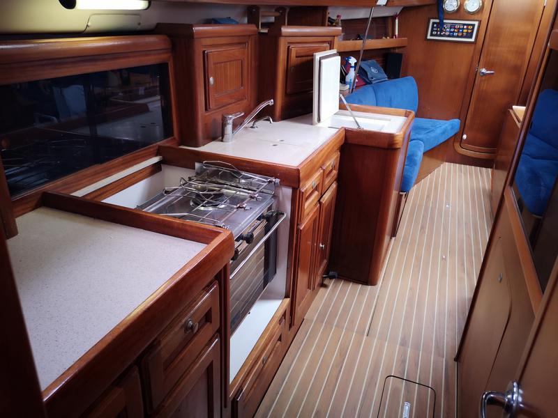 Book yachts online - sailboat - Dufour 39CC - Rafale - rent