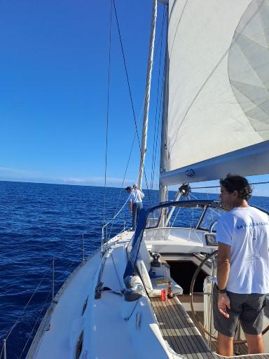 Book yachts online - sailboat - Dufour 39CC - Rafale - rent
