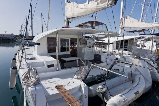 Book yachts online - sailboat - Elan 344 Impression - Amazone - rent