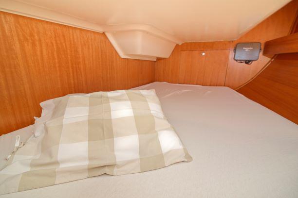 Book yachts online - sailboat - Elan 344 Impression - Amazone - rent