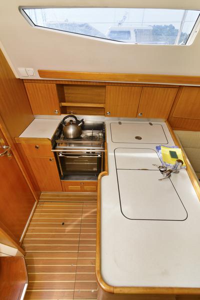 Book yachts online - sailboat - Elan 344 Impression - Amazone - rent
