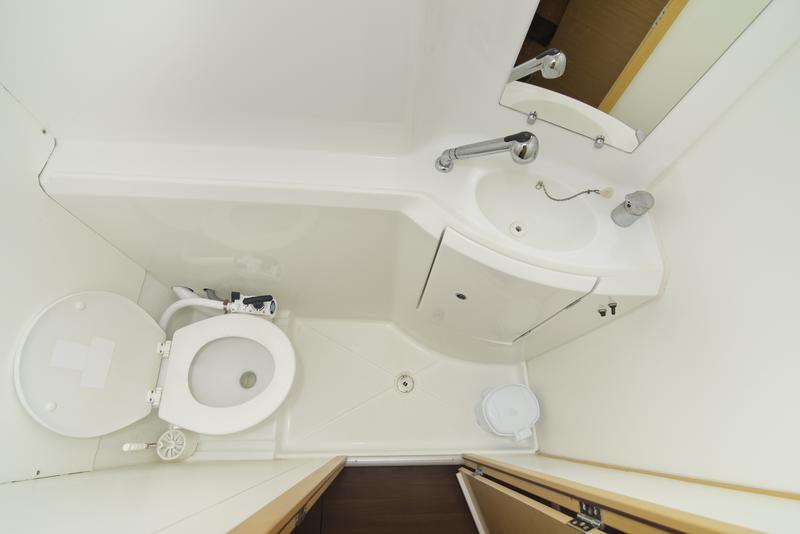 Book yachts online - catamaran - Lagoon 380 - Shona - rent