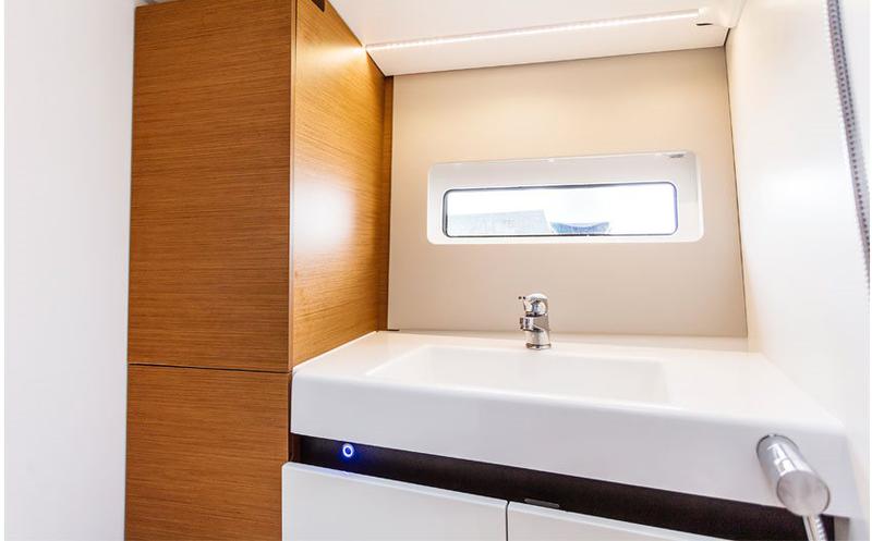 Book yachts online - sailboat - Sun Odyssey 490 - Evita - rent
