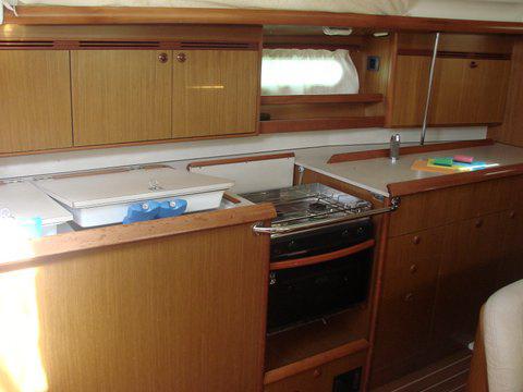 Book yachts online - sailboat - Sun Odyssey 45 - Adriana - rent