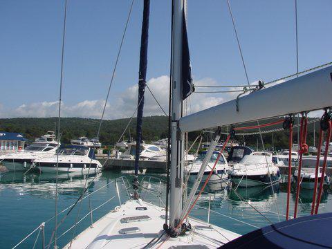 Book yachts online - sailboat - Sun Odyssey 45 - Adriana - rent