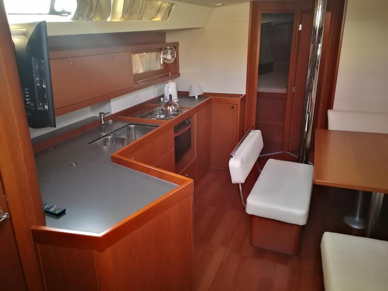 Book yachts online - sailboat - Oceanis 45 - Stella  - rent