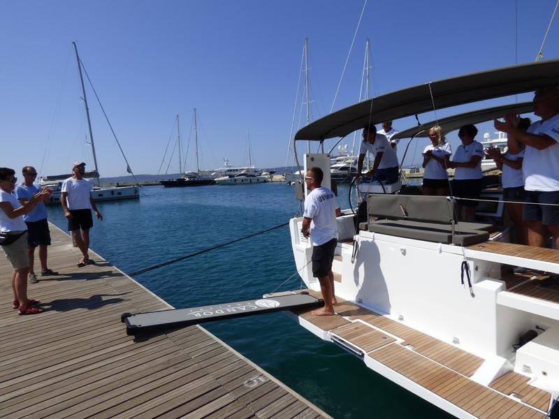 Book yachts online - sailboat - Dufour 470 - BALU - rent
