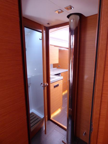 Book yachts online - sailboat - Dufour 470 - BALU - rent