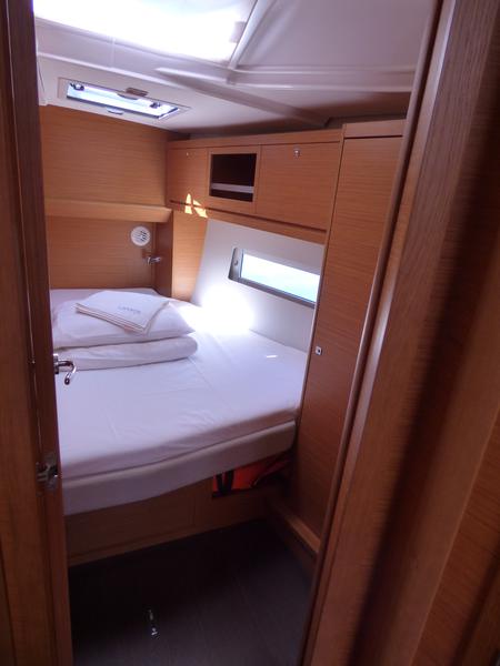 Book yachts online - sailboat - Dufour 470 - BALU - rent