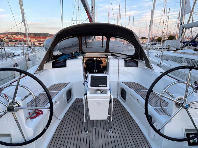 Book yachts online - sailboat - Sun Odyssey 449 - Ventus - rent