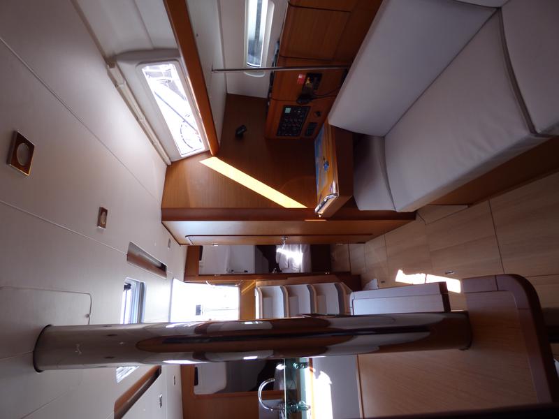 Book yachts online - sailboat - Sun Odyssey 389 - VACSKAMATI - rent