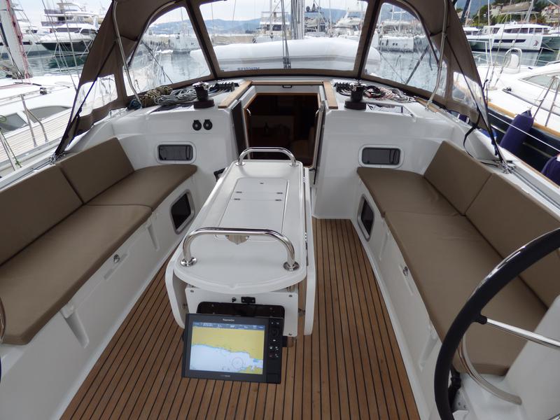 Book yachts online - sailboat - Sun Odyssey 519 - Geronimo - rent