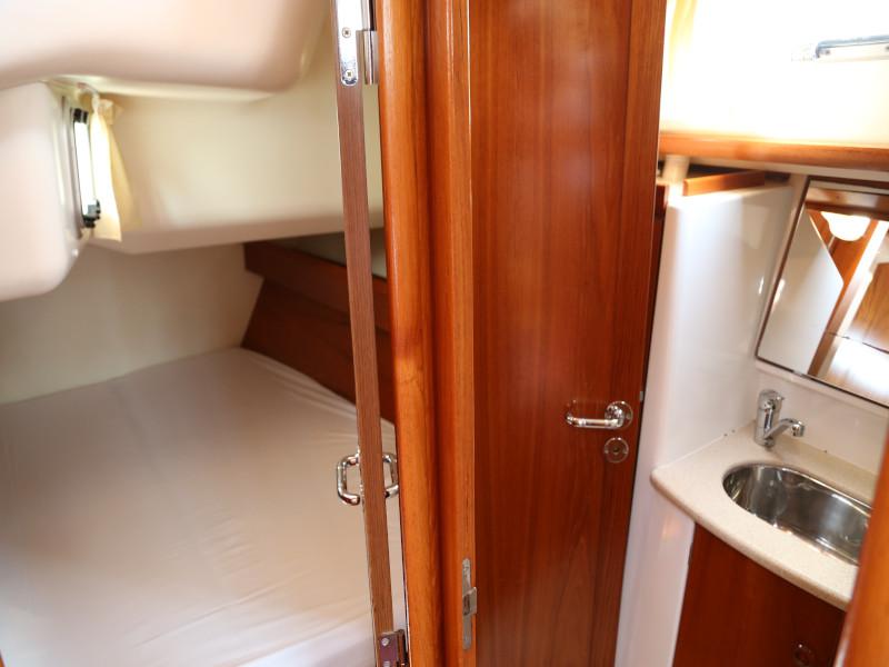 Book yachts online - sailboat - Sun Odyssey 49 DS - Sea Dancer  - rent