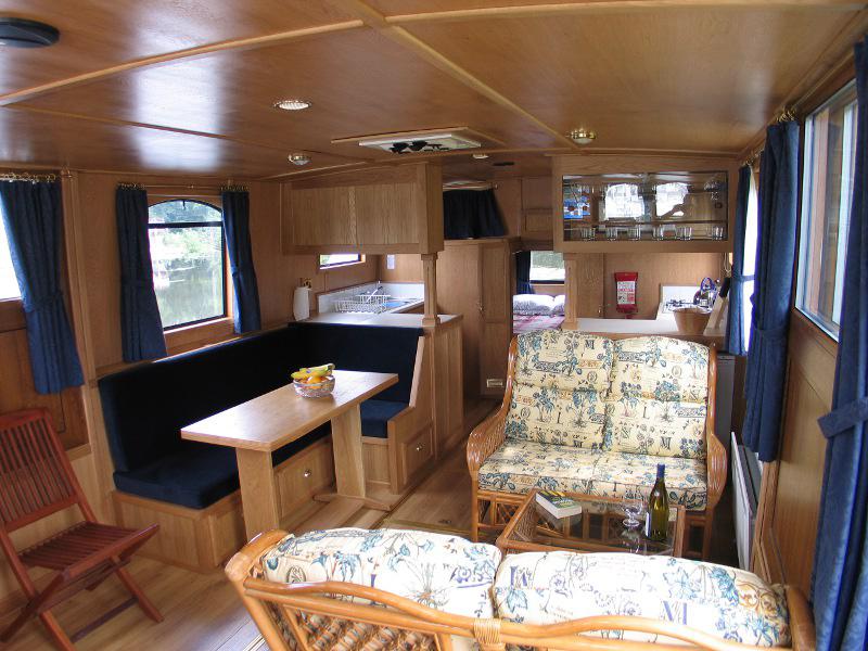 Book yachts online - motorboat - EuroClassic 139GC - VS/ EuroClasssic 139GC - rent