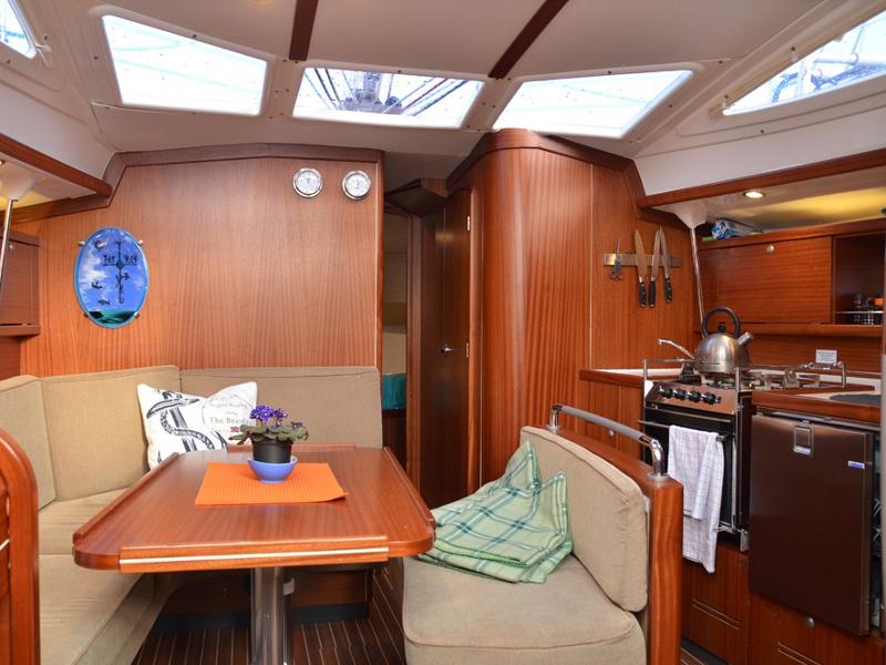 Book yachts online - sailboat - Delphia 40 - Arctic Sky - rent