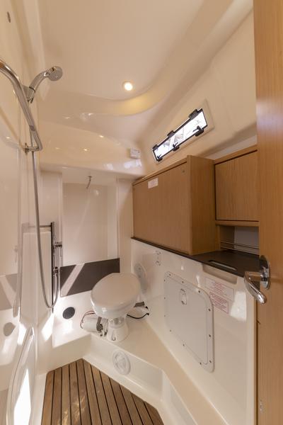 Book yachts online - sailboat - Bavaria Cruiser 34 Style - Lina - rent