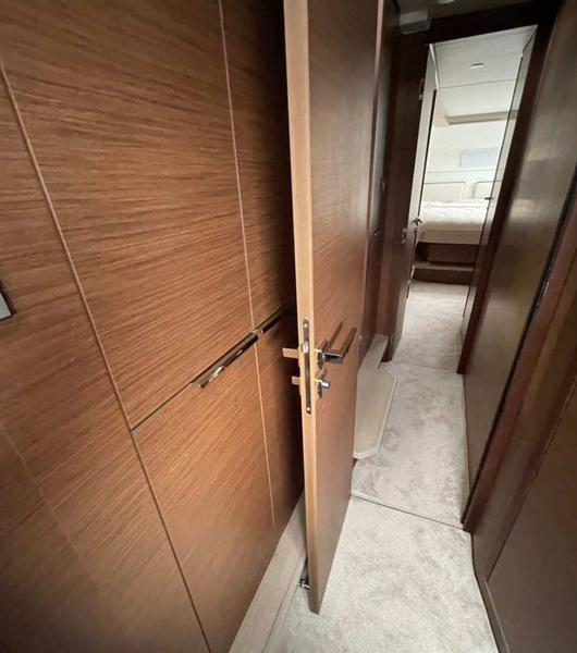 Book yachts online - catamaran - Lagoon 46 owner version - GOOD MOOD - rent