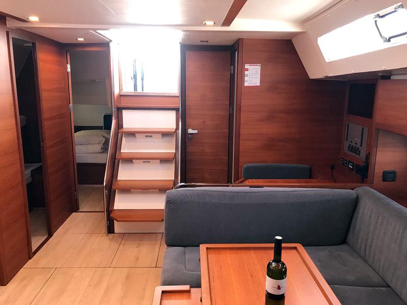 Book yachts online - sailboat - More 55 - MORE FUN - rent