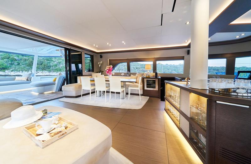 Book yachts online - catamaran - Lagoon Seventy 7 - ADRIATIC DRAGON - rent