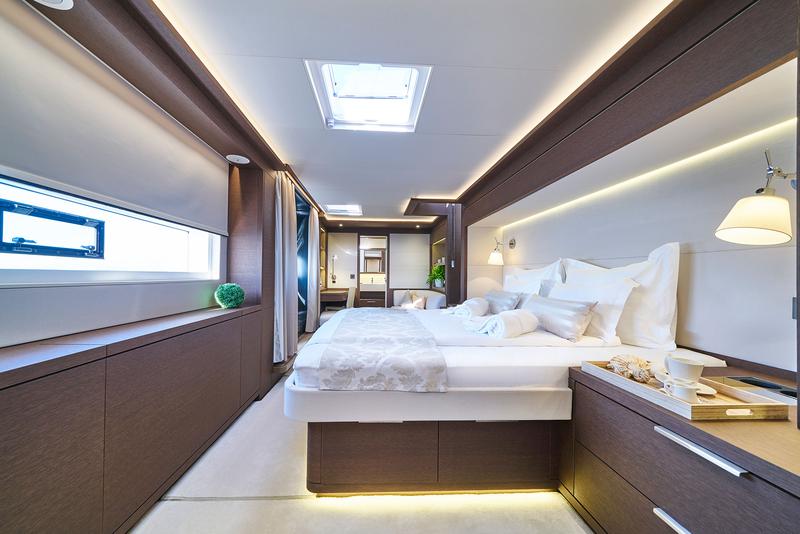 Book yachts online - catamaran - Lagoon Seventy 7 - ADRIATIC DRAGON - rent