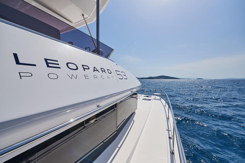 Book yachts online - powercatamaran - Leopard 53 PC - GOOD VIBES owner version - rent