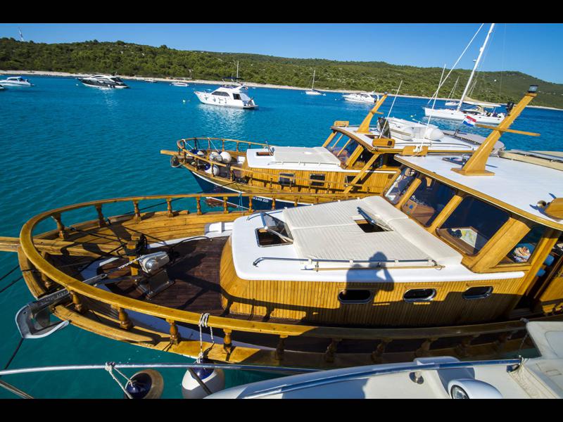 Book yachts online - motorboat - Model Luka - LUKA - rent
