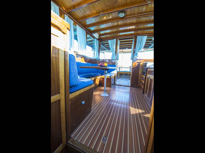 Book yachts online - motorboat - Model Tiho - TIHO - rent