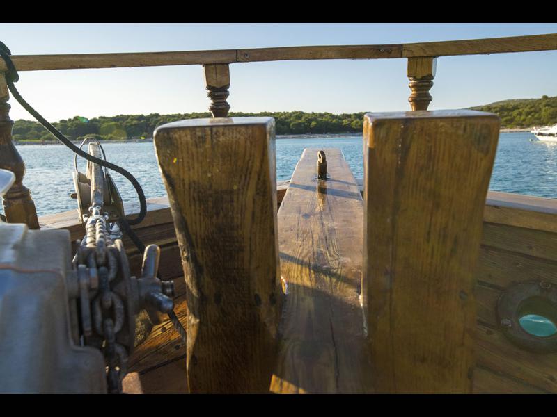 Book yachts online - motorboat - Model Tiho - TIHO - rent