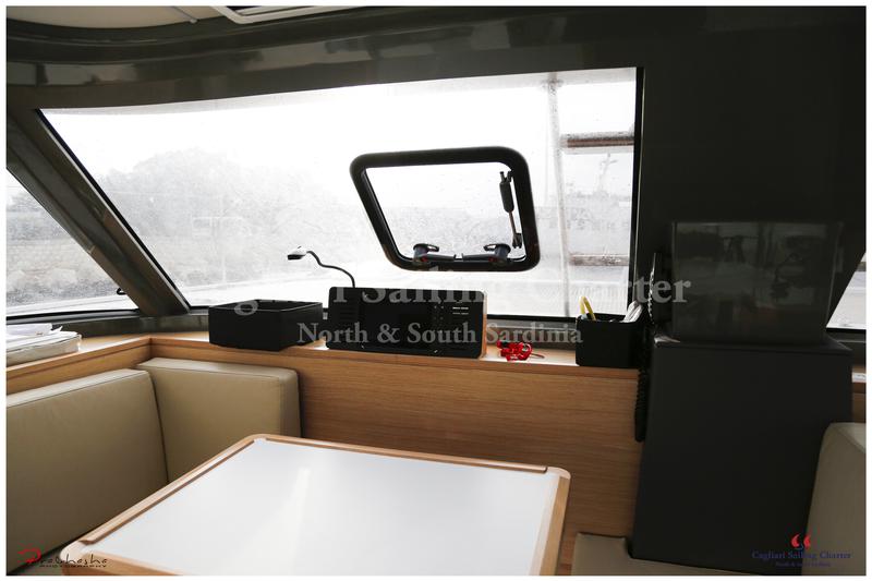 Book yachts online - catamaran - Nautitech Open 40 - Enteara - rent