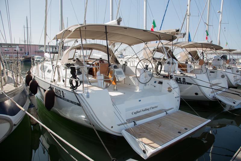 Book yachts online - sailboat - Bavaria Cruiser 46 - Tuerredda - rent