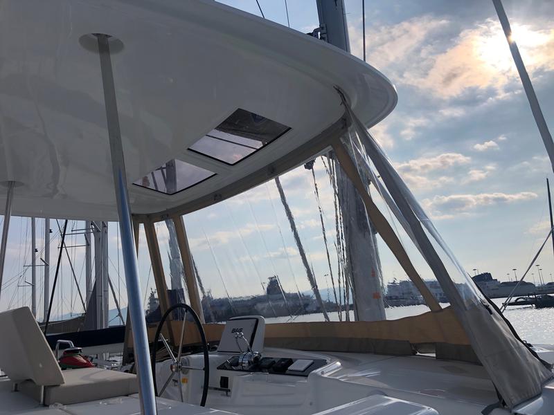 Book yachts online - catamaran - Lagoon 46 - Terra Sarda - rent