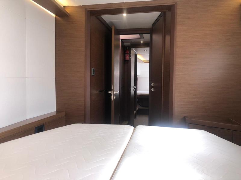 Book yachts online - catamaran - Lagoon 46 - Terra Sarda - rent