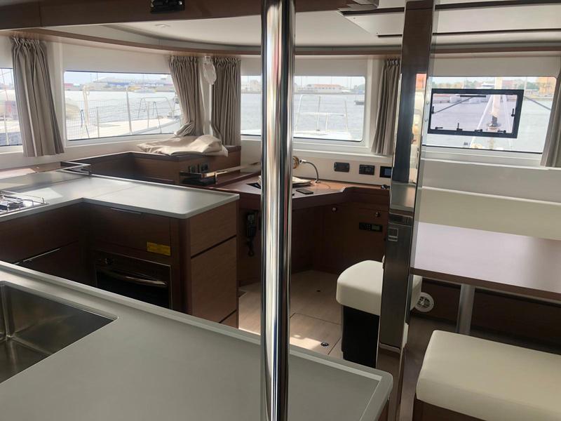 Book yachts online - catamaran - Lagoon 46 - Terra Sarda - rent