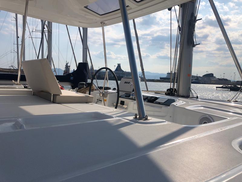 Book yachts online - catamaran - Lagoon 46 - Terra Sarda - rent