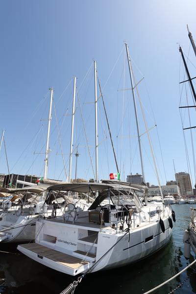 Book yachts online - sailboat - Dufour 520 GL - Cala di Volpe - rent